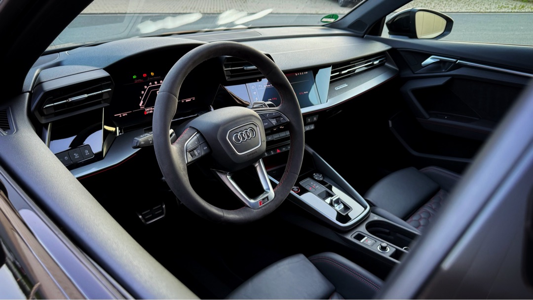 2023 Audi null Rückansicht - Mieten in Lüdenscheid