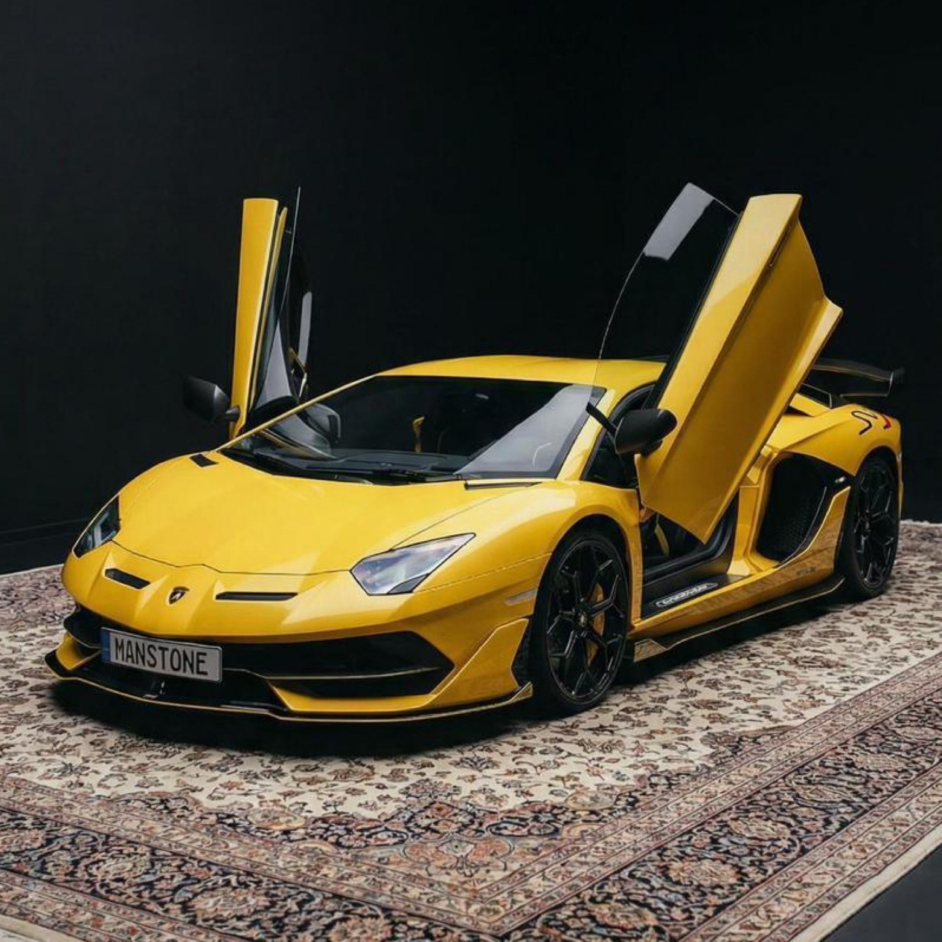 Lamborghini Aventador SVJ Coupé 01 di 900 Mieten Sportwagen Mieten Berlin