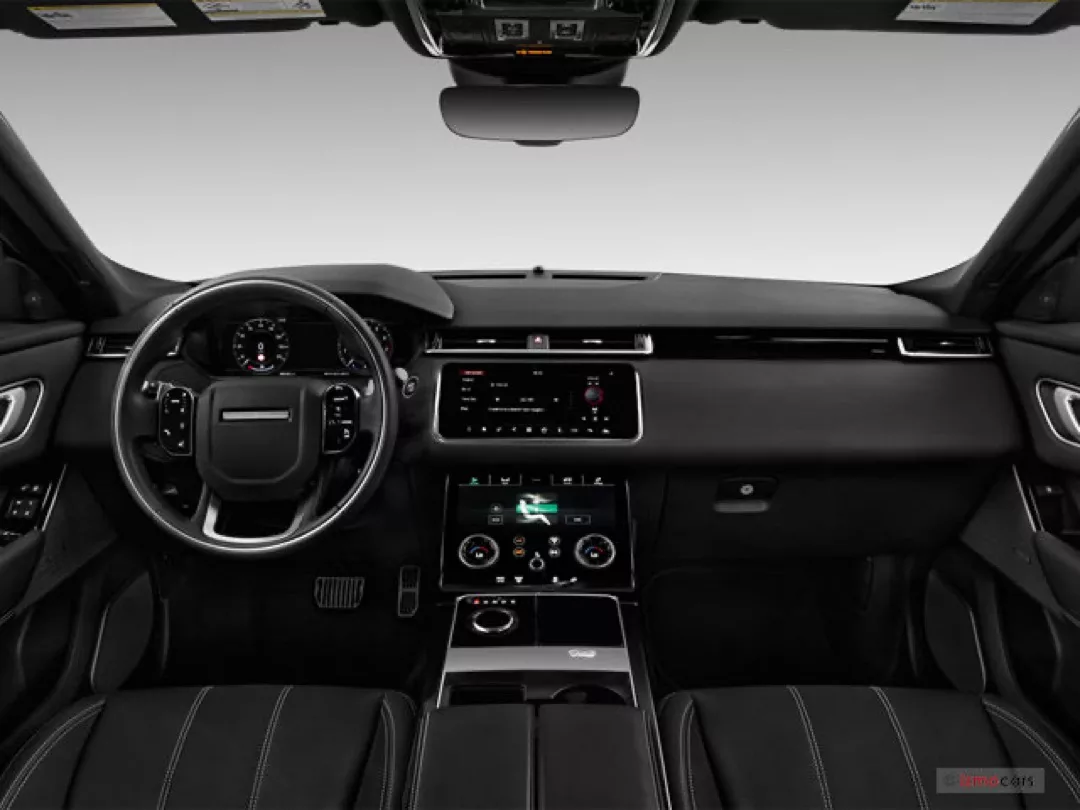 Range Rover Velar Black R-Dynamic Cockpit mit Ledersitzen mieten