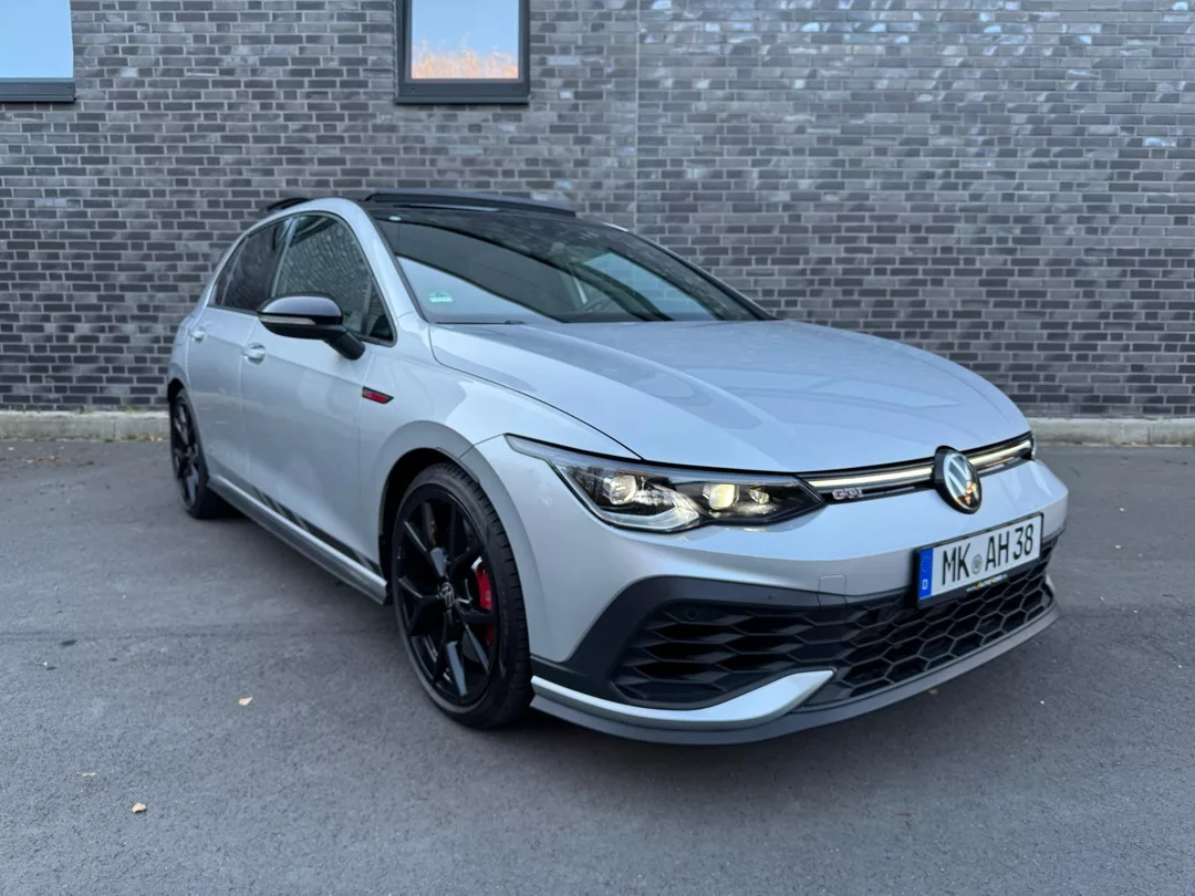 VW GOLF 8 GTI CLUBSPORT