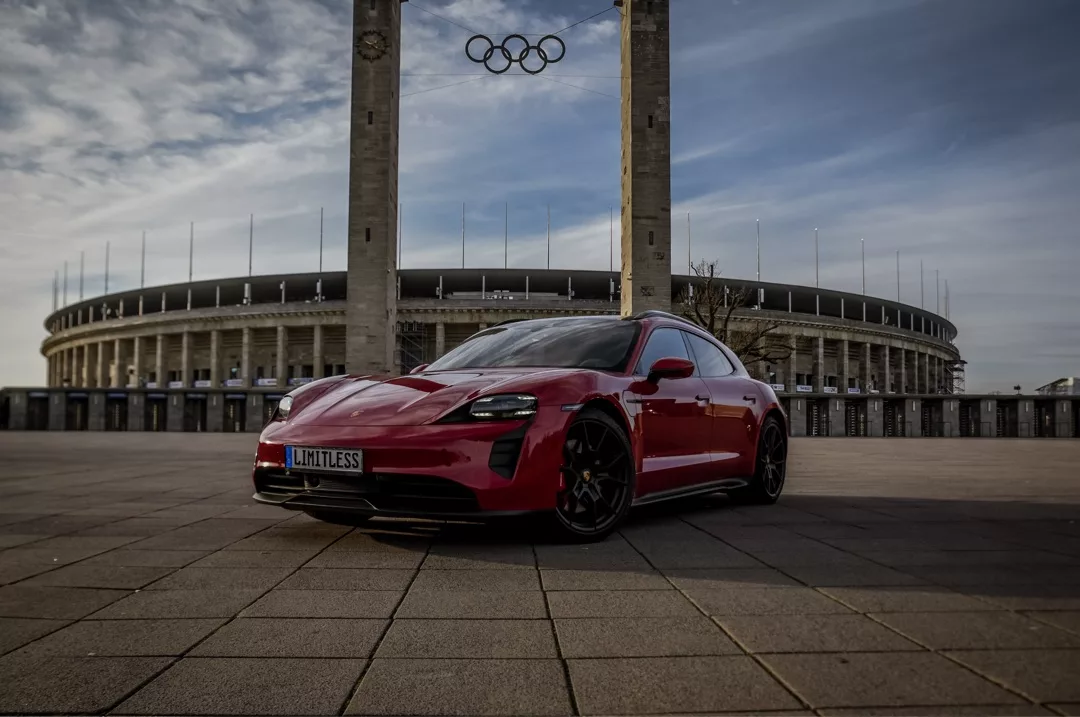 Porsche Taycan GTS SportTurismo mieten Berlin 700 PS Panamera Cayenne Elektroauto E-Auto