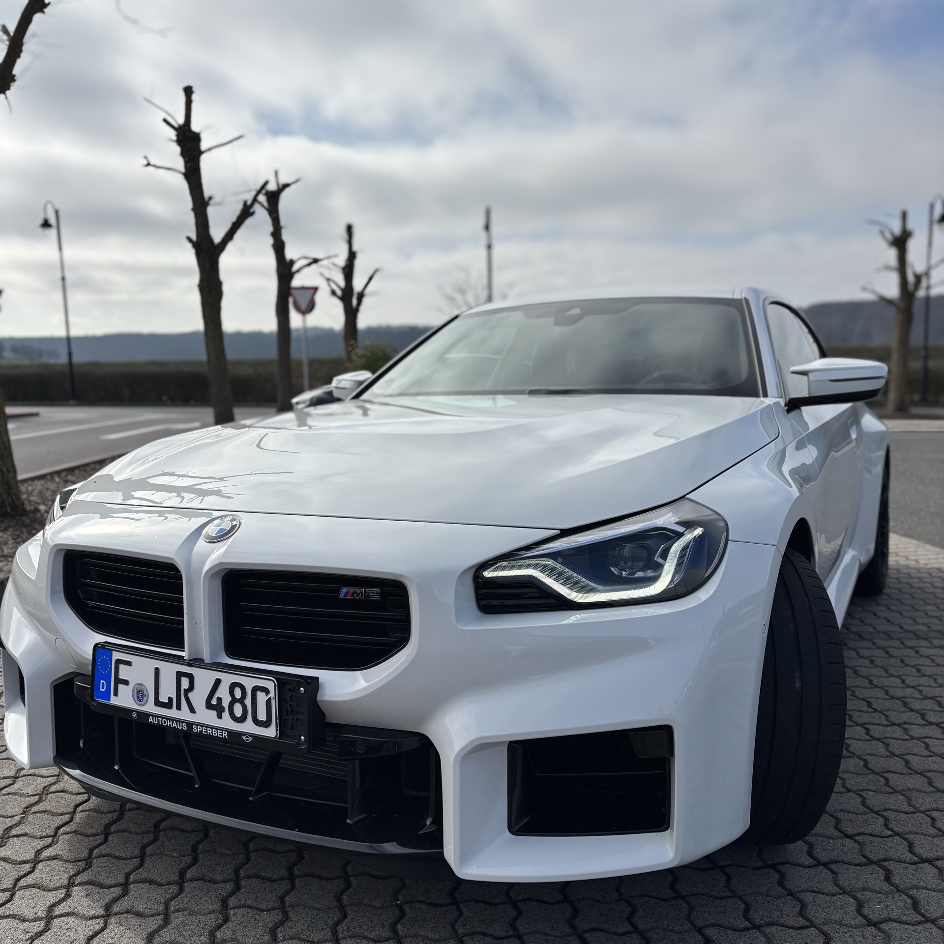 2024 Bmw null Rückansicht - Mieten in Frankfurt am Main