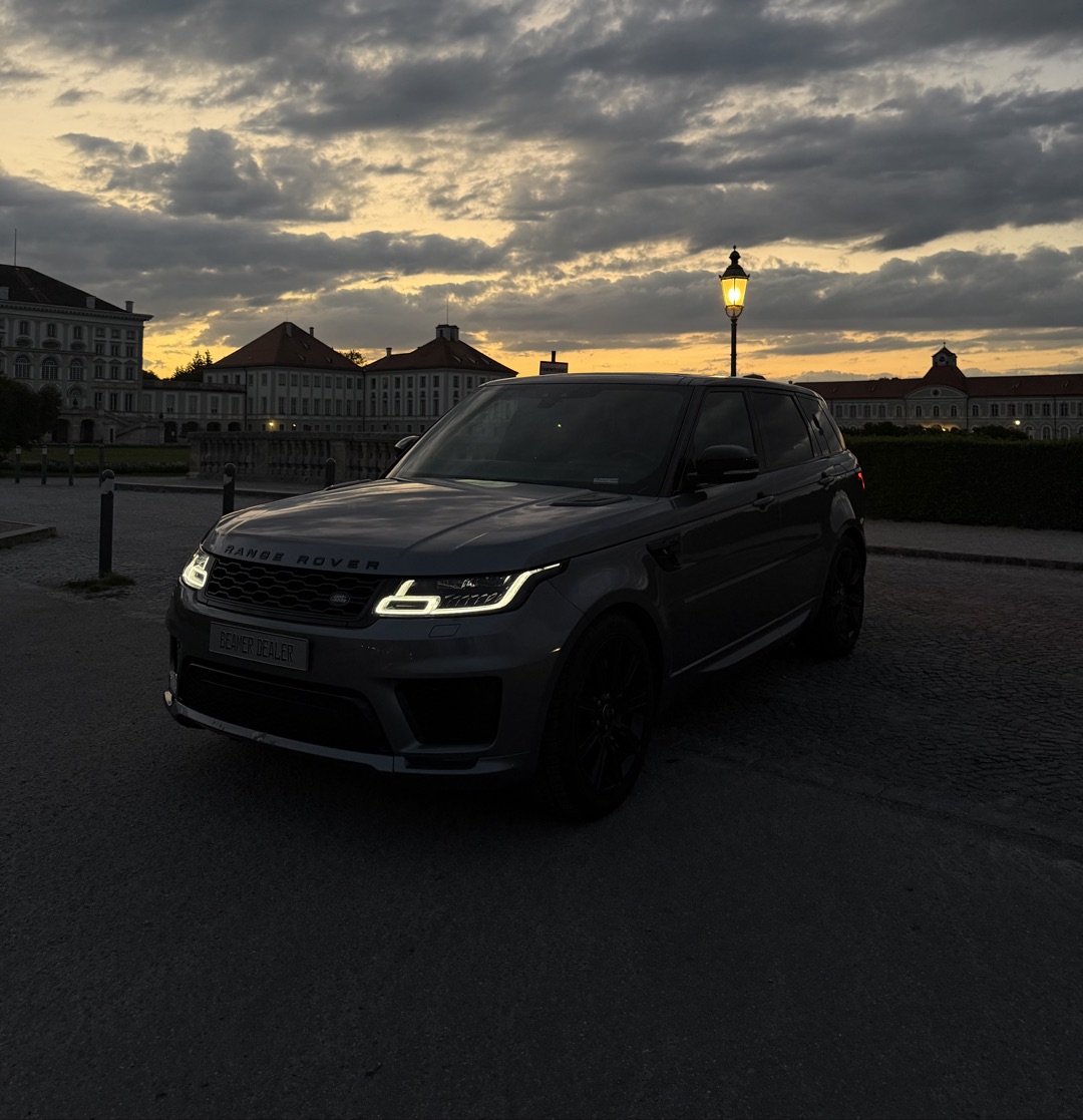 2022 Range Rover Sport mit 300PS, Automatik, 6s (0-100) - Mieten in München