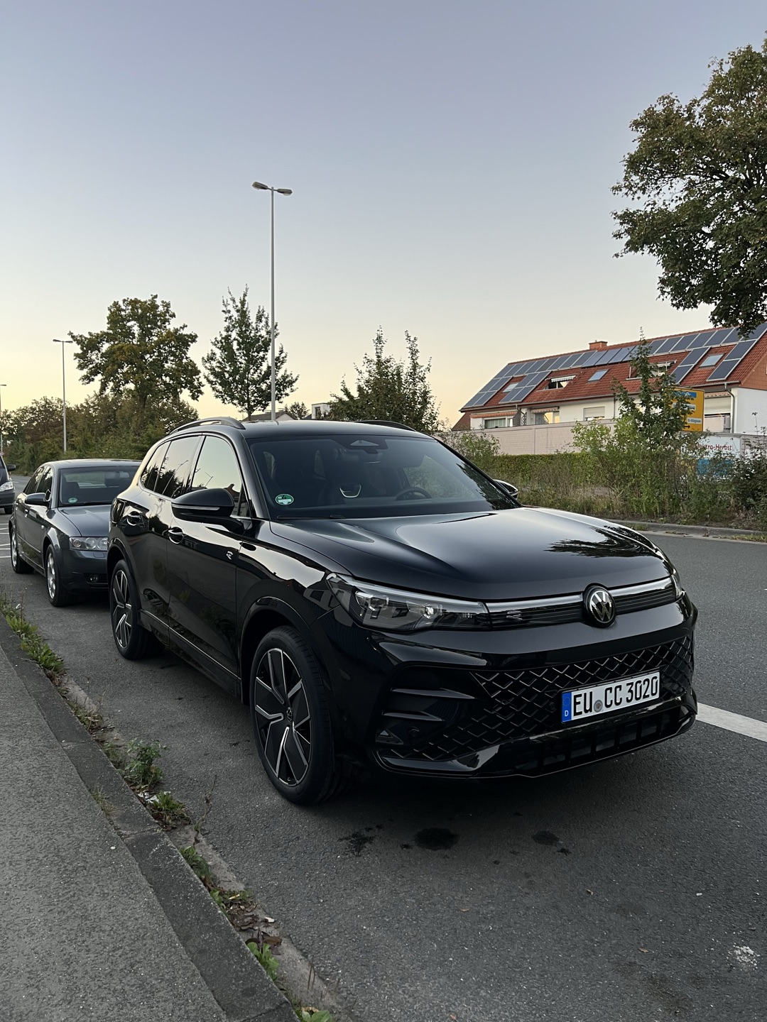 2026 VW null Frontansicht - Mieten in Bielefeld
