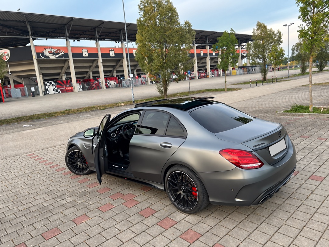 2017 Mercedes null Seitenansicht links - Mieten in München
