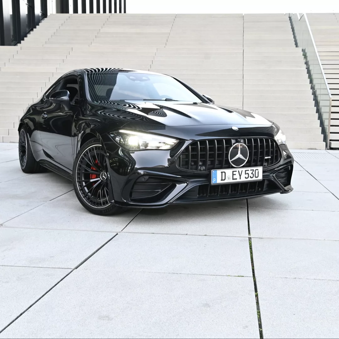 2025 MERCEDES CLE 53 AMG mit 449PS, Automatik, 4.2s (0-100) - Mieten in Düsseldorf