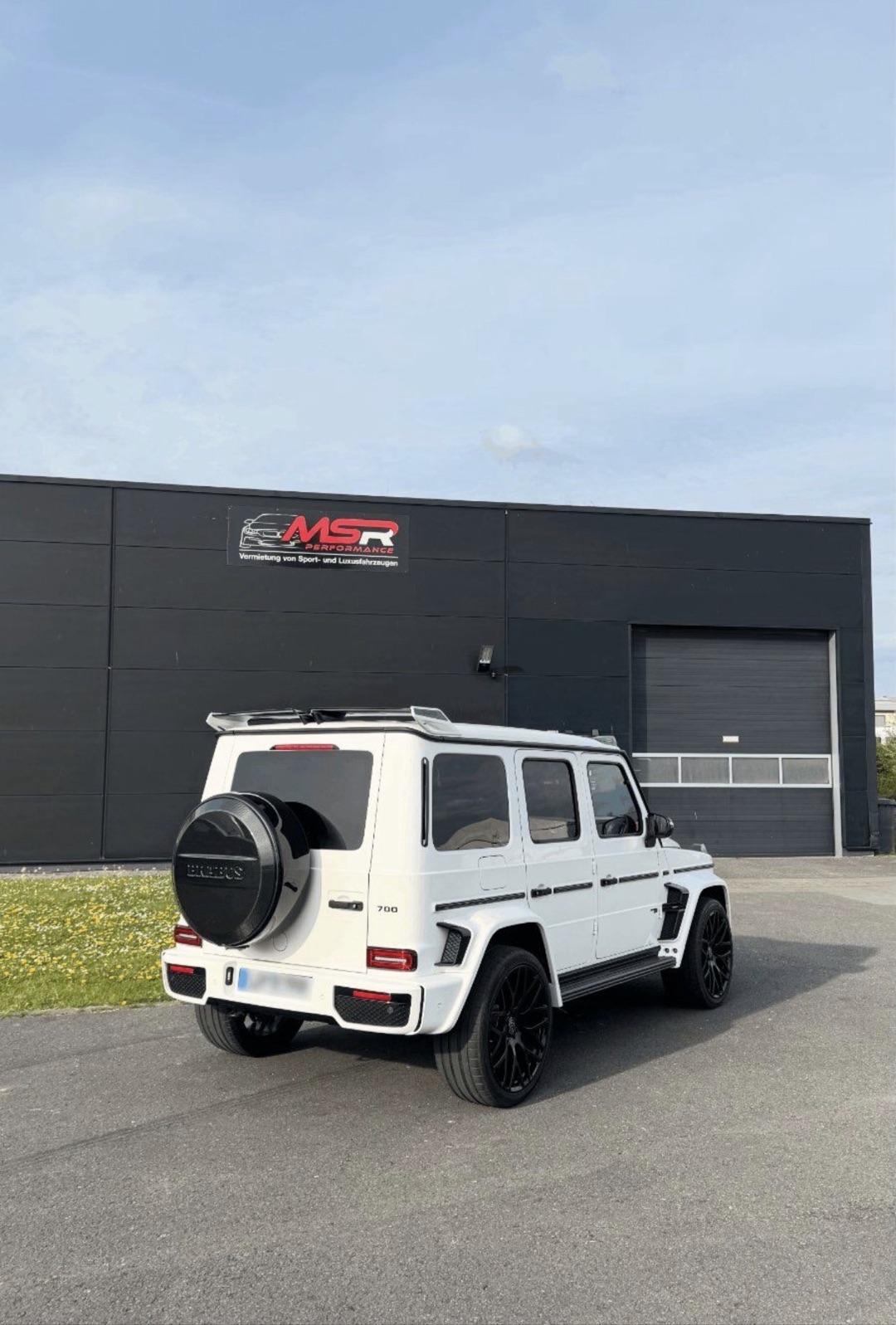 2021 Mercedes null Rückansicht - Mieten in Lippstadt
