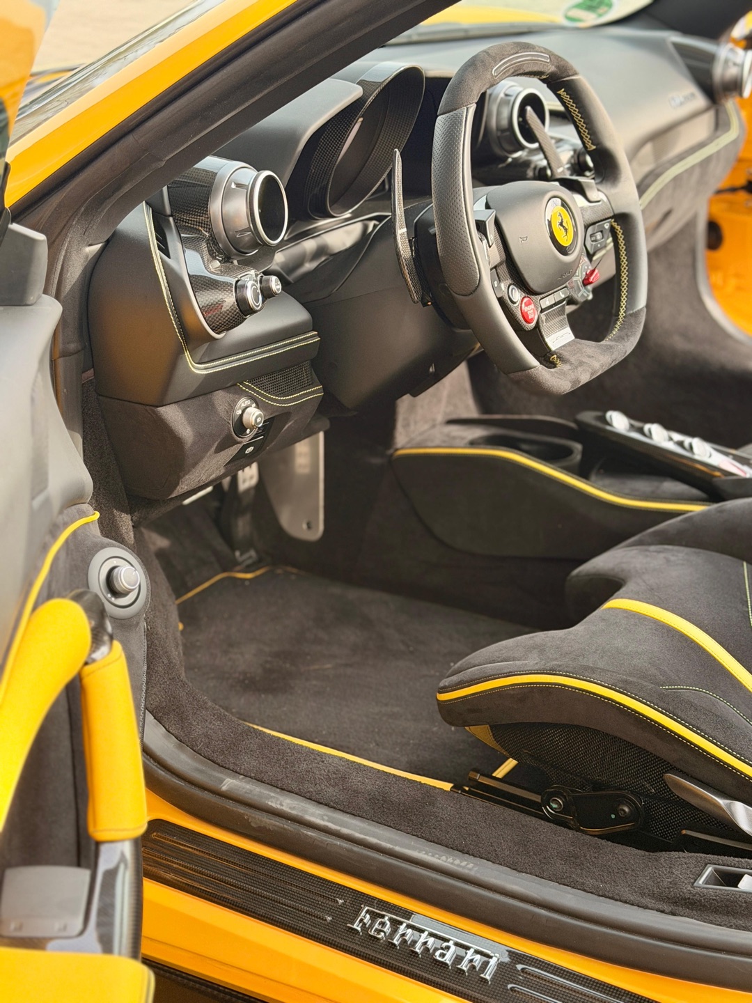 2023 Ferrari null Ansicht 7 - Mieten in Klosterlechfeld