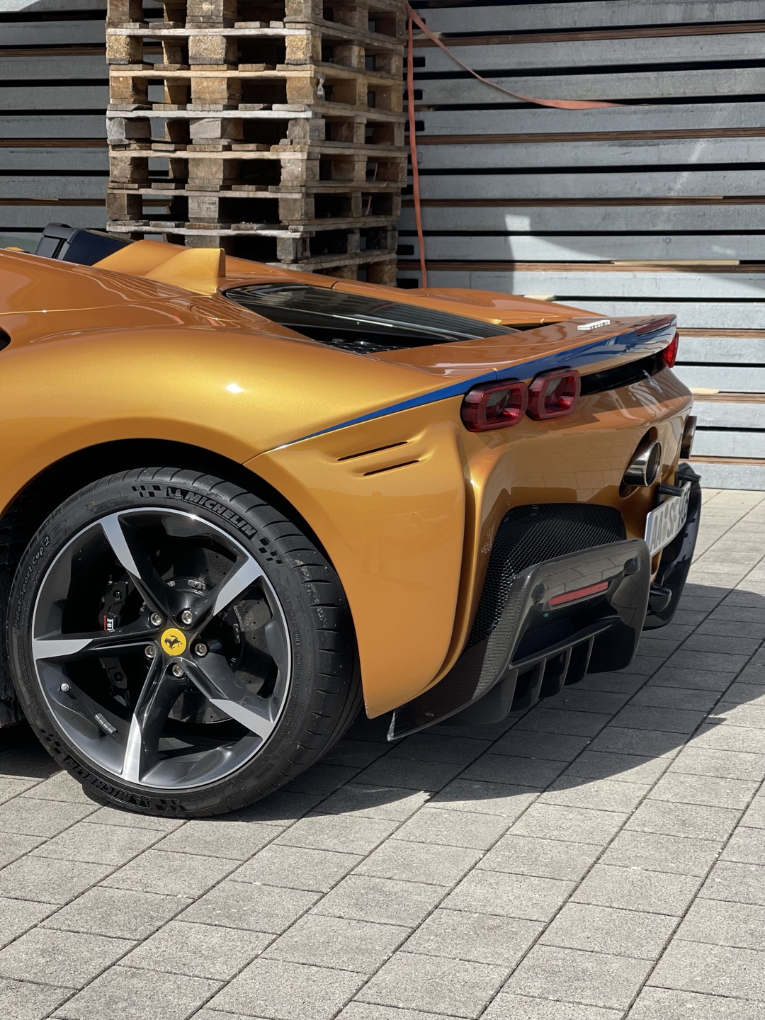 2025 Ferrari null Ansicht 10 - Mieten in Klosterlechfeld