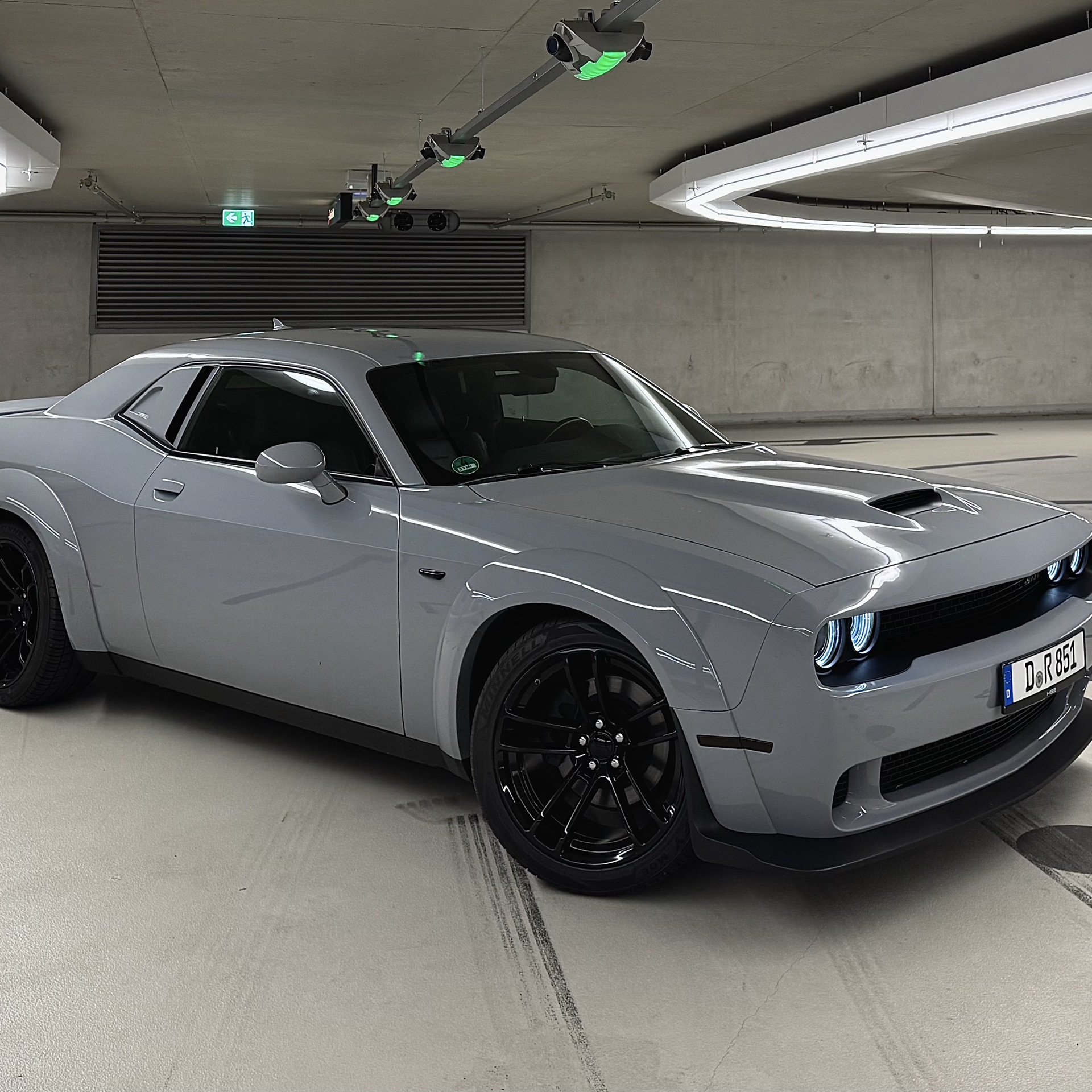 2019 Dodge null Innenraum Cockpit - Mieten in Düsseldorf