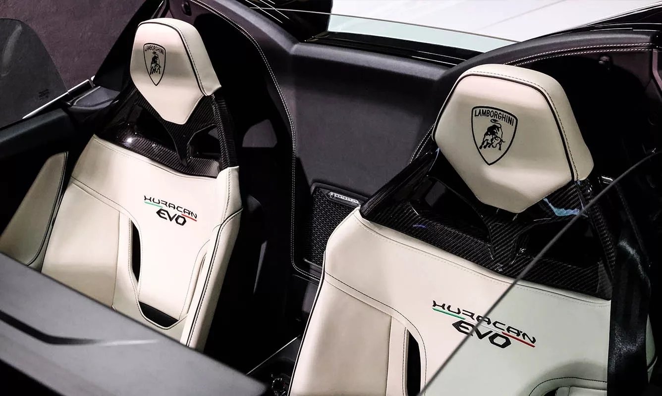 2018 Lamborghini Ansicht 8 - Mieten in Niedermittlau