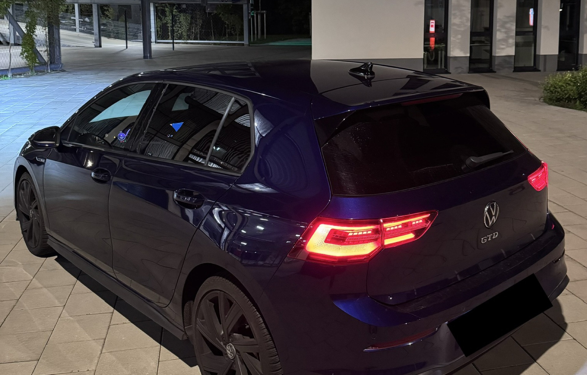 2022 VW null Seitenansicht links - Mieten in Mülheim an der Ruhr