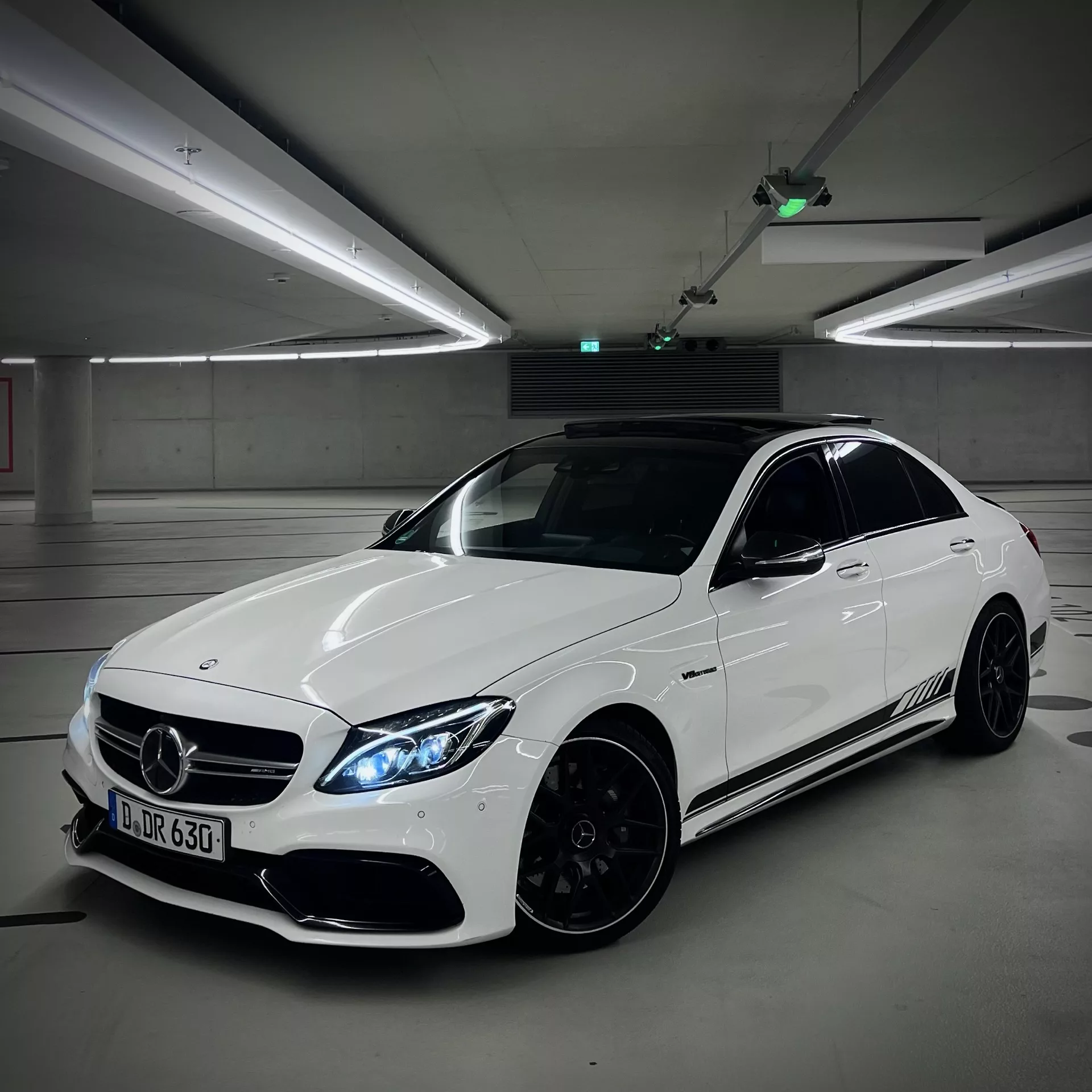 Mercedes C63 AMG | +50KM FÜR NEUKUNDEN
