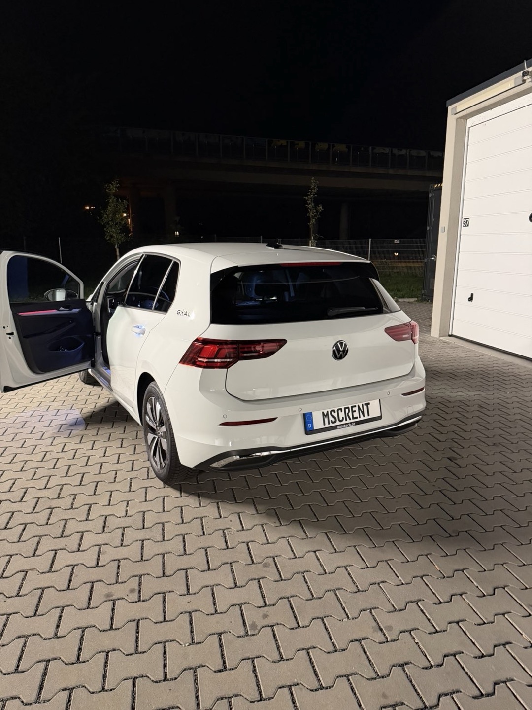 2025 VW null Frontansicht - Mieten in Hanau