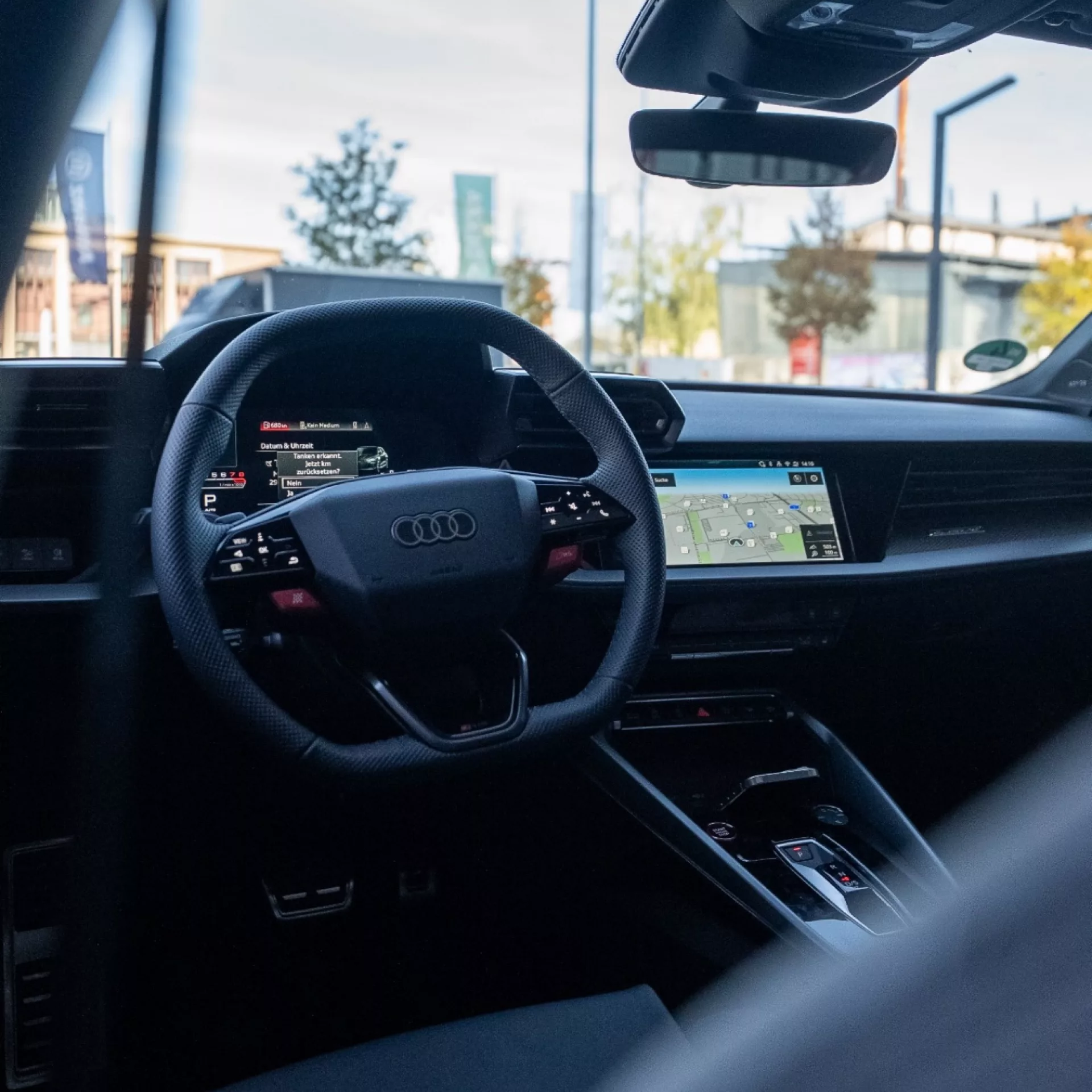AUDI RS3 Sportback Cockpit mit Touchscreen mieten