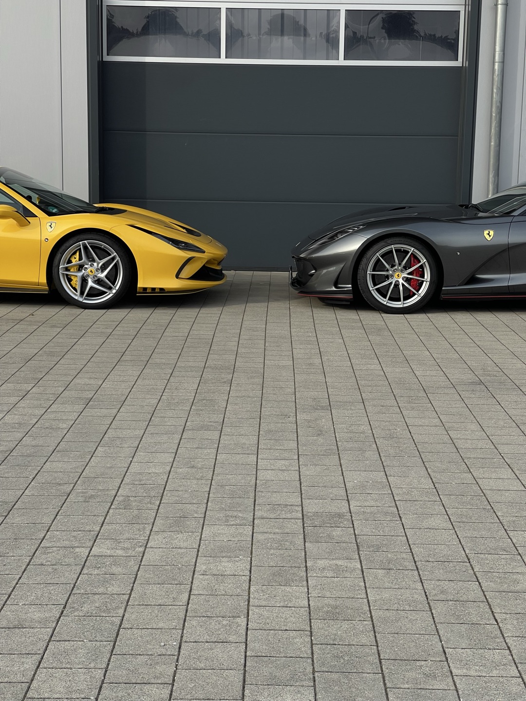 2017 Ferrari null Ansicht 8 - Mieten in Klosterlechfeld