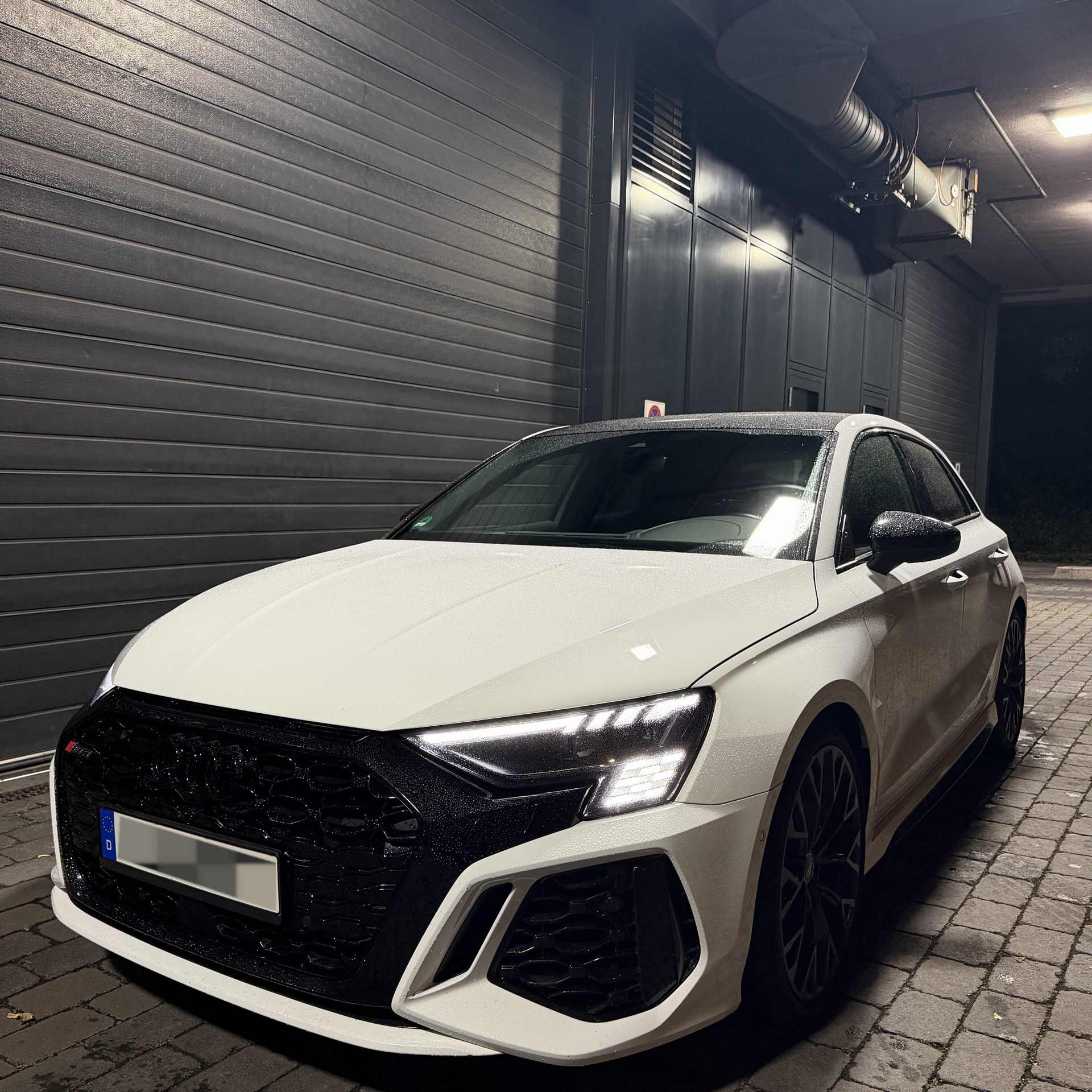 2022 Audi null Frontansicht - Mieten in Mönchengladbach