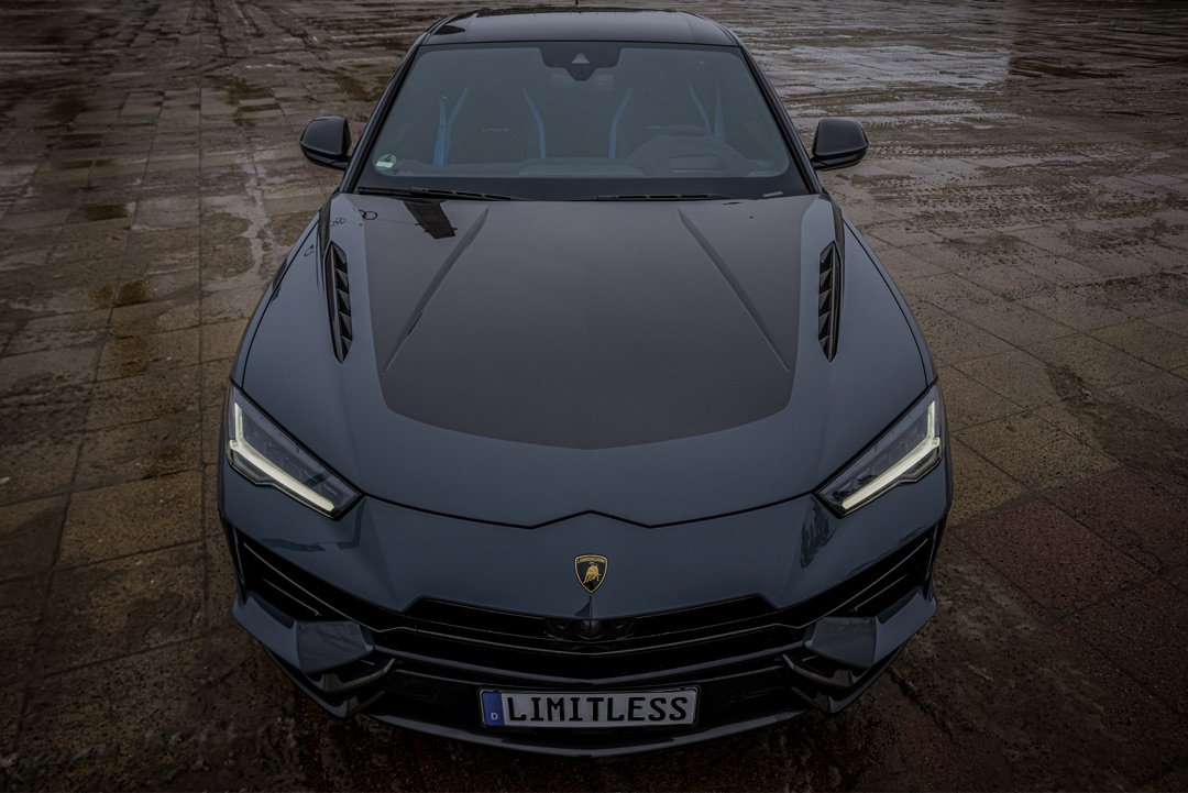 2024 Lamborghini null Innenraum Cockpit - Mieten in Berlin