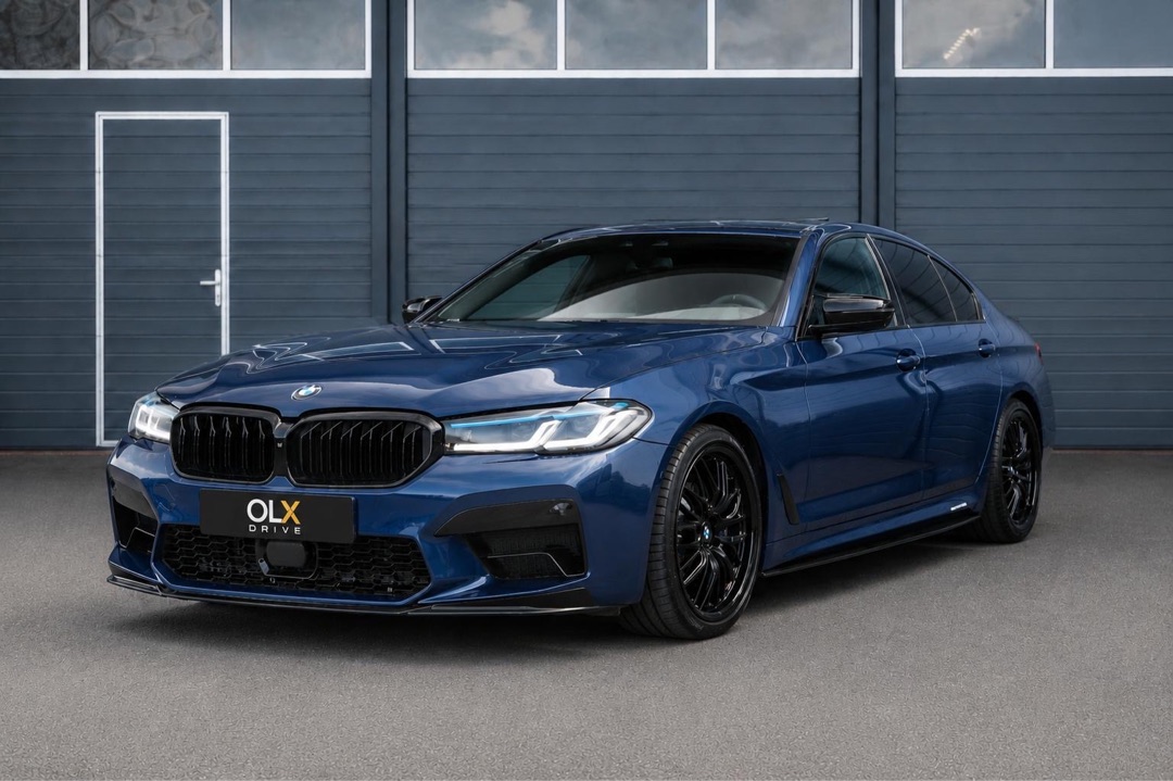 BMW M550i xDrive – Kraftvolle Limousine