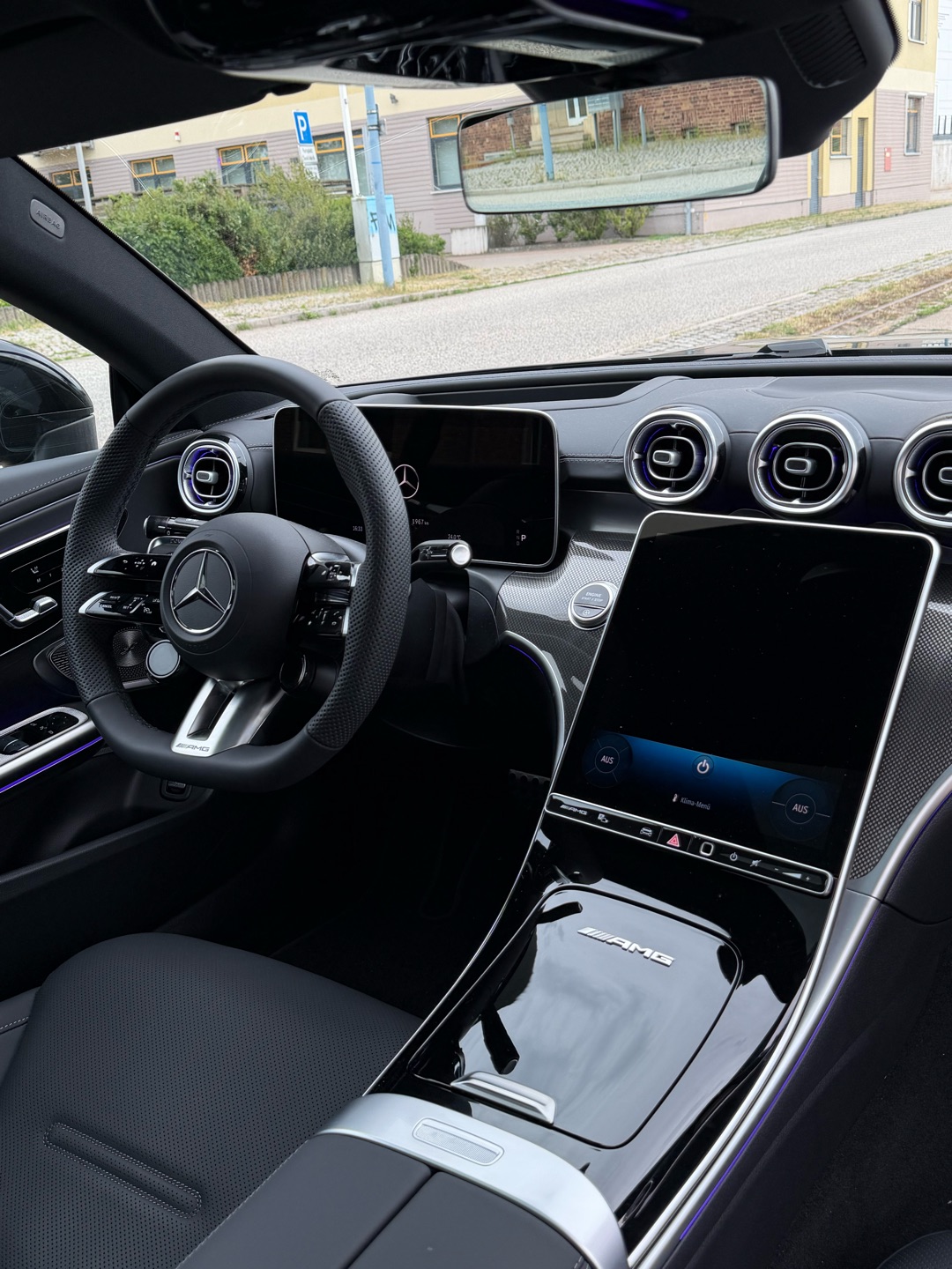 2026 Mercedes null Innenraum Cockpit - Mieten in Hohe Börde