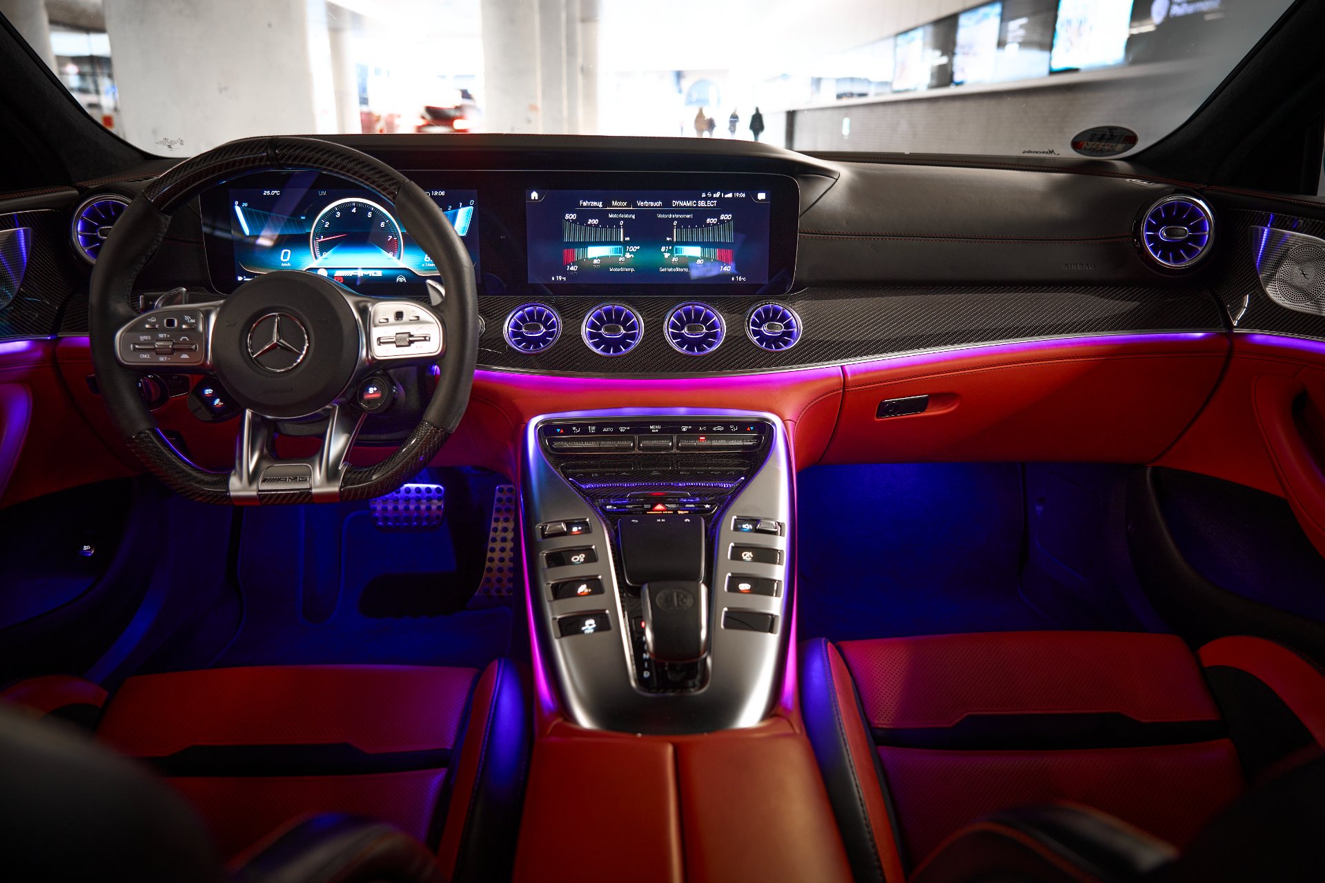 2021 Mercedes Detail - Mieten in Köln