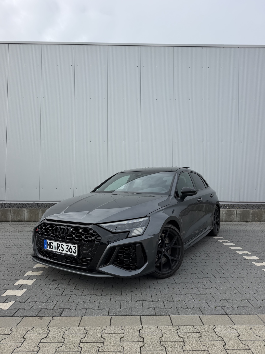 2023 Audi null Frontansicht - Mieten in Mönchengladbach