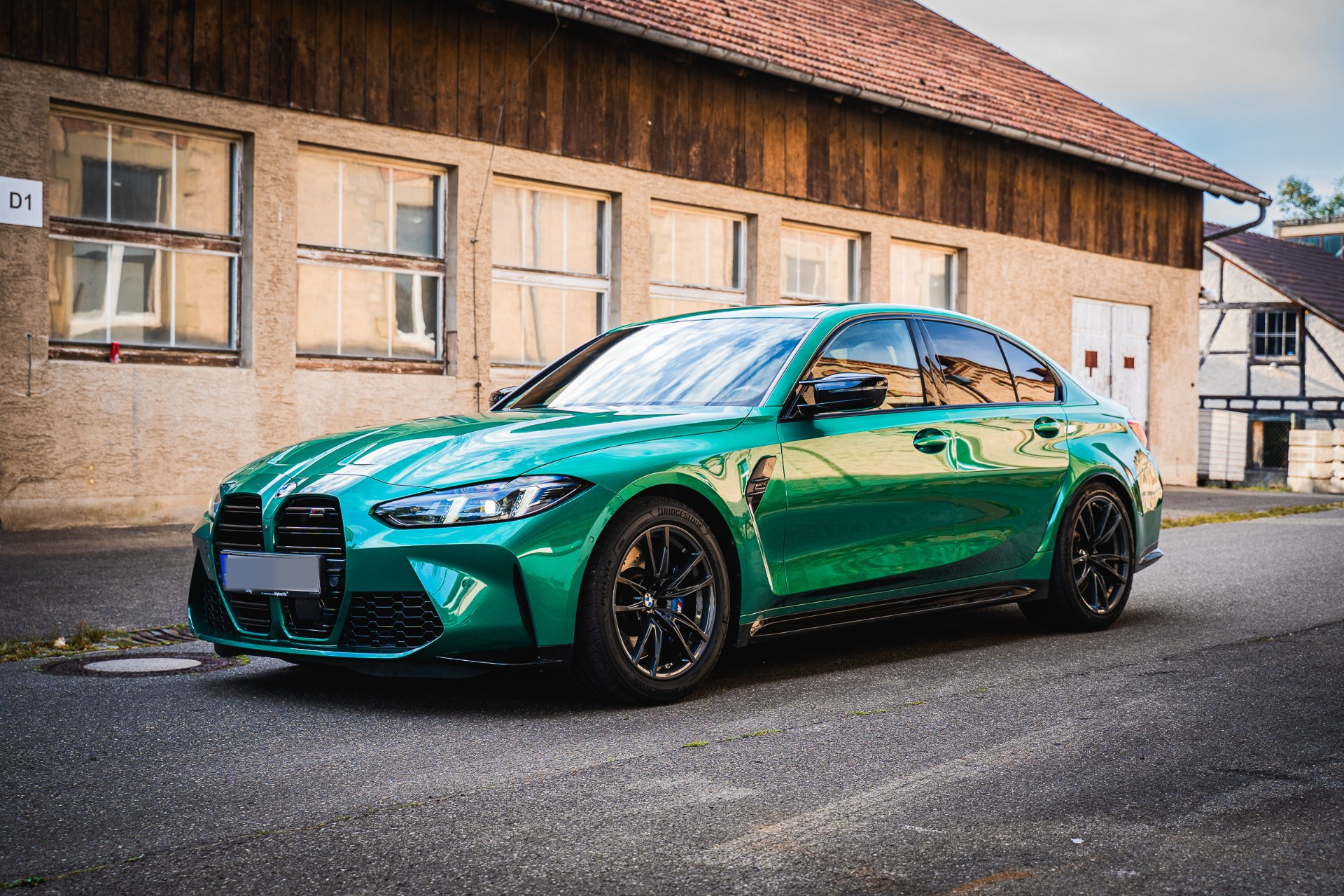 2025 Bmw Seitenansicht links - Mieten in Rottenburg