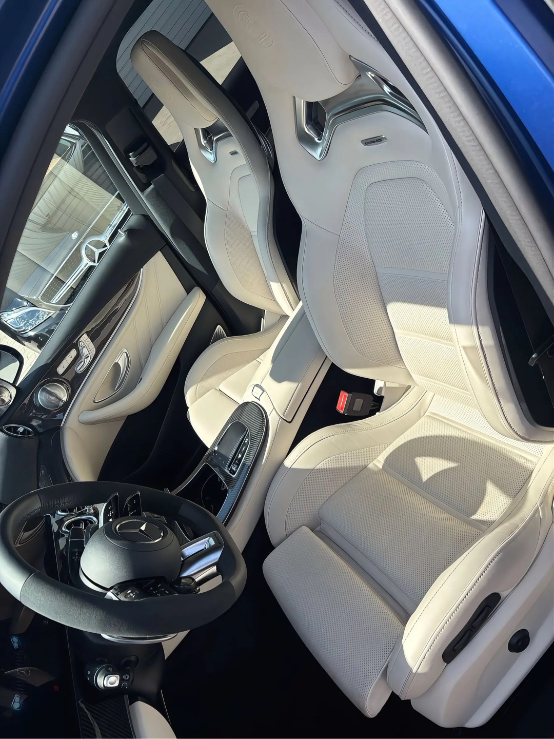 2021 Mercedes null Innenraum Cockpit - Mieten in Köln