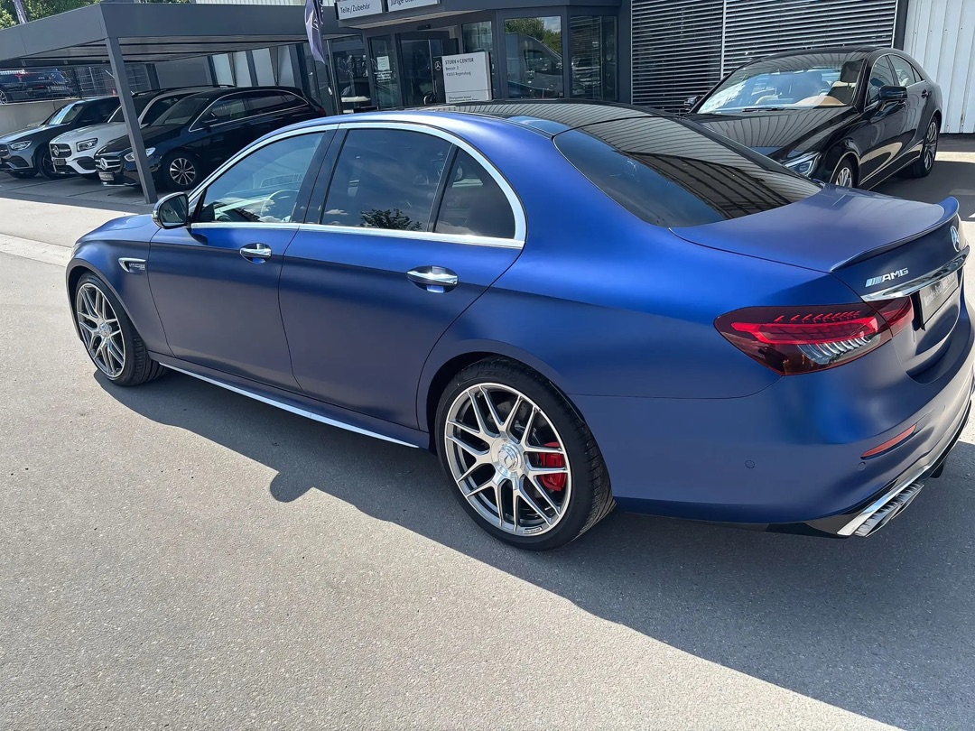 2021 Mercedes null Seitenansicht links - Mieten in Köln