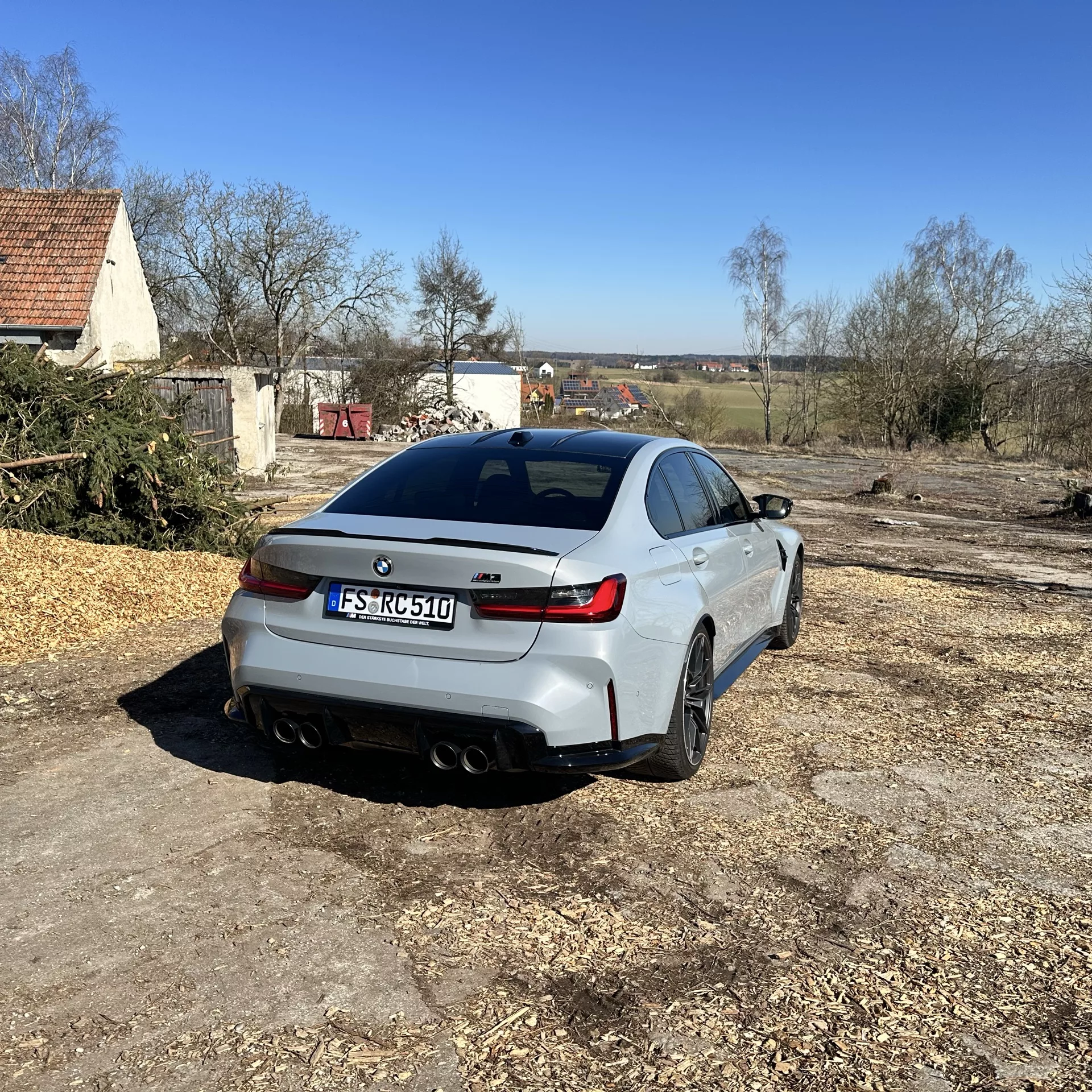 BMW M3 Competition X-Drive in Silber von hinten mieten