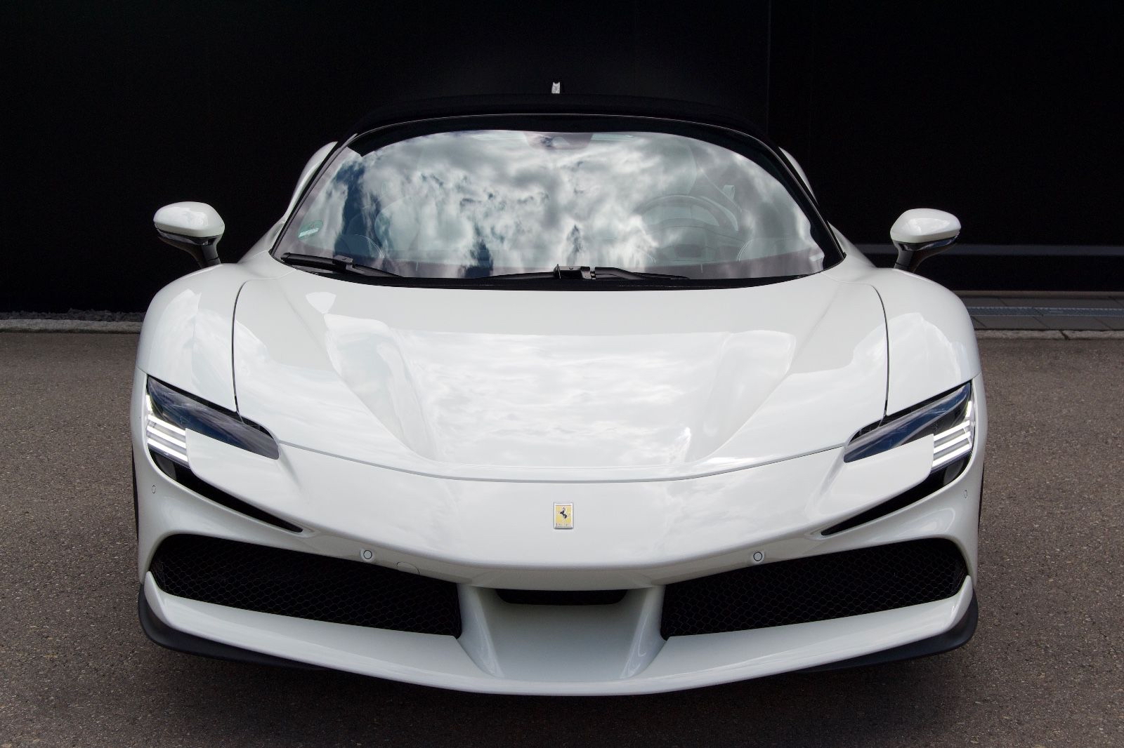 2021 Ferrari null Detail - Mieten in München