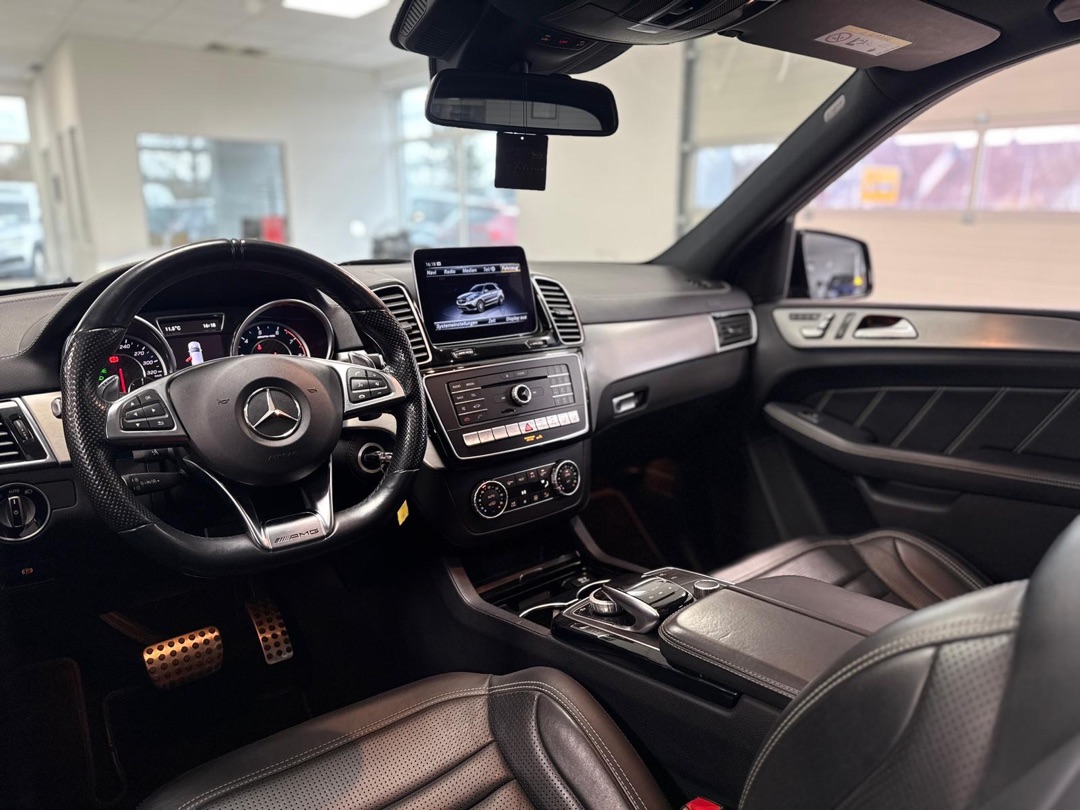 2018 Mercedes null Ansicht 9 - Mieten in Schramberg