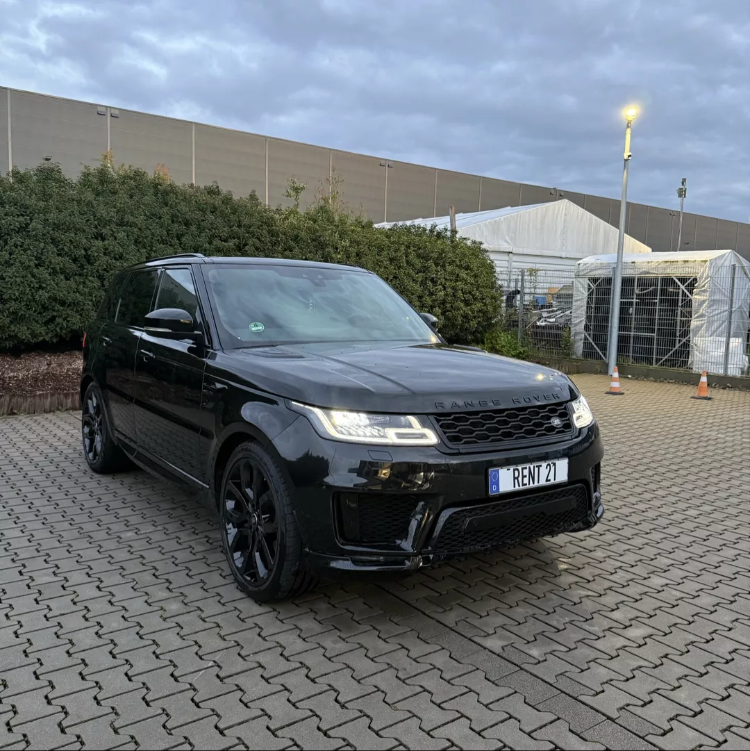Range Rover Sport V8 in Schwarz von vorne mieten.