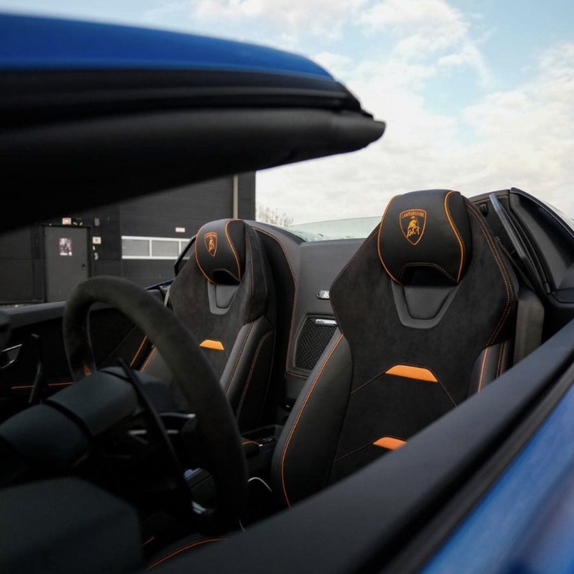 2018 Lamborghini null Rückansicht - Mieten in Lippstadt