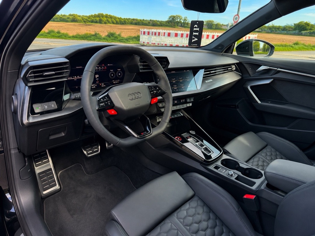 2026 Audi null Innenraum Cockpit - Mieten in Bergkamen